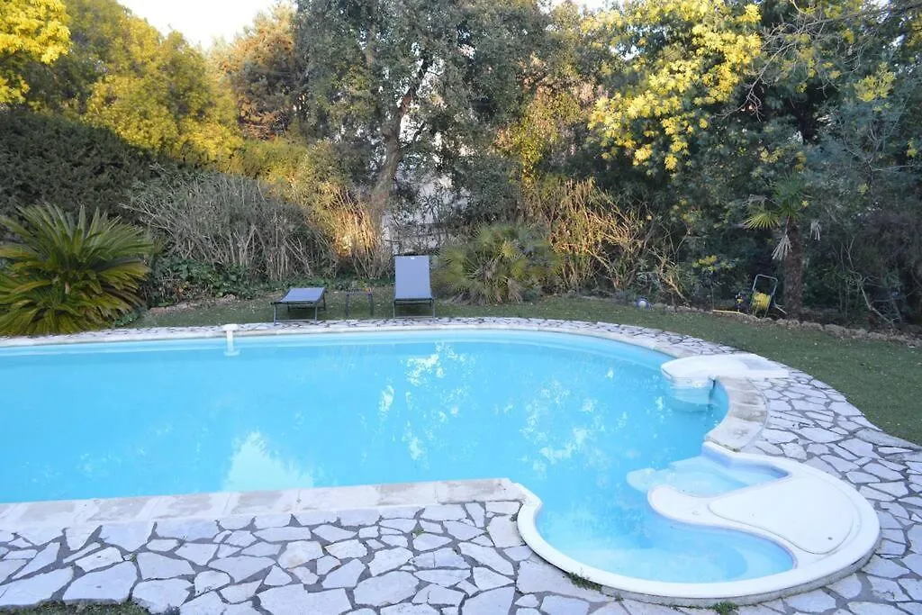 Maison Provencale Traditionnelle Avec Air Conditionne Saint-Raphael  Saint-Raphael (Var)