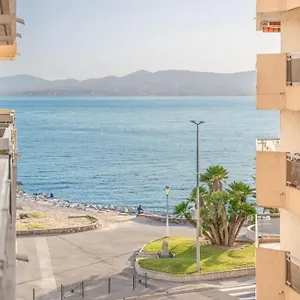 Superbe T1 Bis - A 20m De La - Refait A Neuf Saint-Raphaël